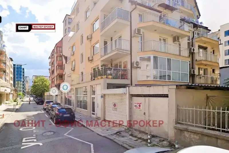 Garage/Parking in Sofiya, Centyr