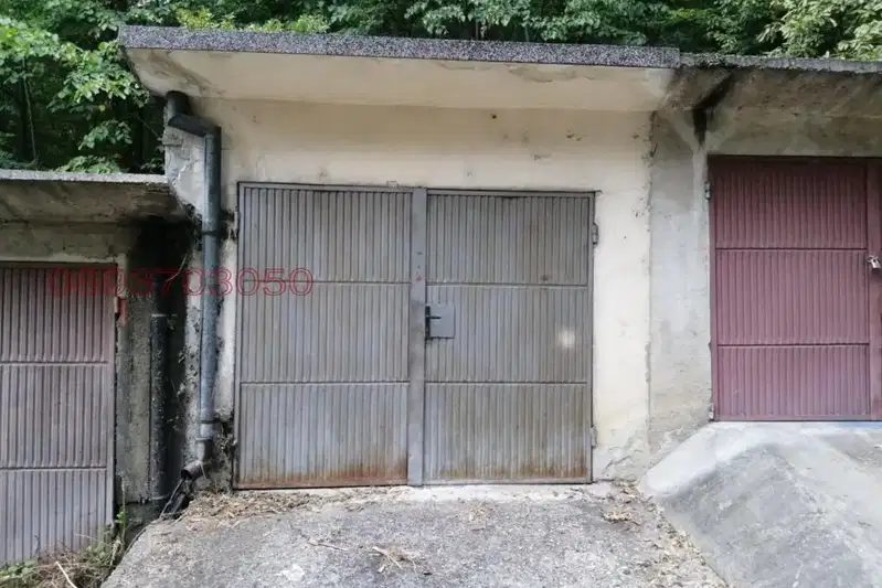 Garage in Gabrovo, Centyr