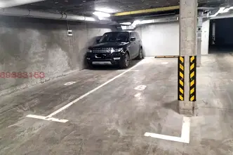 Гараж/Паркомясто в София, Център