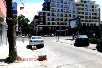 Гараж/Паркомясто в Пловдив, Кършияка