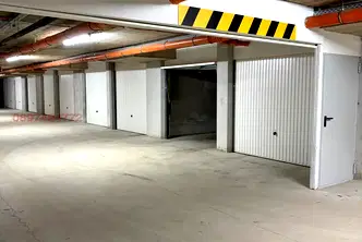 Гараж/Паркомясто в София, Малинова долина