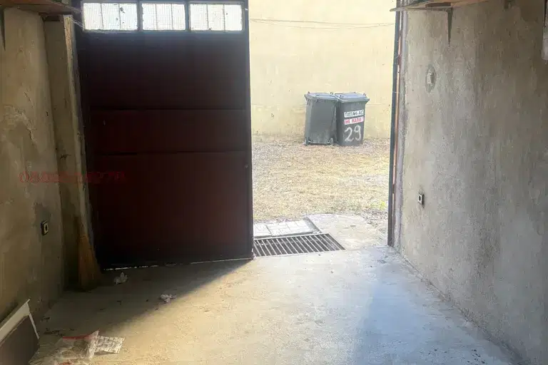 Garage in Varna, Zimno Kino Trakiya