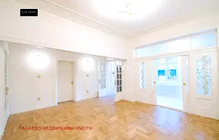 Къща в София, Докторски паметник