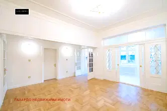 Къща в София, Докторски паметник