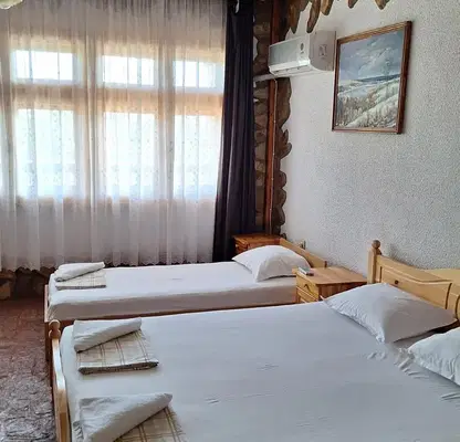Photo 3 — House in Varna, Borovec - Yug