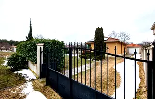 Къща във Варна, Виница