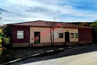 Къща в Кюстендил, с. Бураново