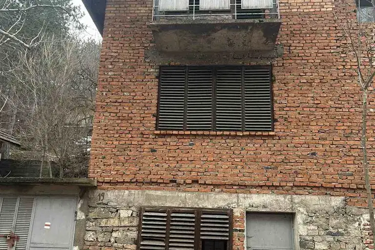 House in Oblast Pazardjik, Varvara