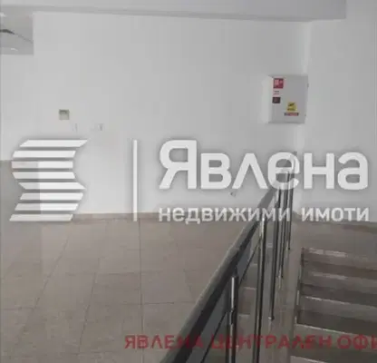 Снимка 4 — Магазин в София, Център