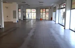 Магазин в Кърджали, Център