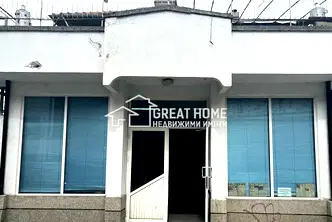 Магазин в Търговище, Център