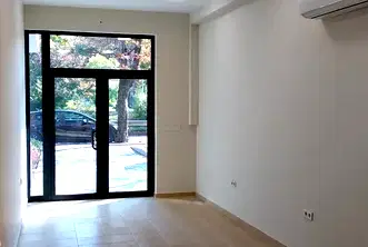 Магазин в София, Център