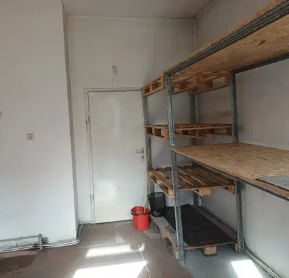 Photo 4 — Shop in Pernik, Centyr