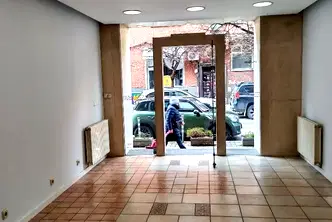 Магазин в София, Център