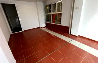 Магазин във Велико Търново, Център
