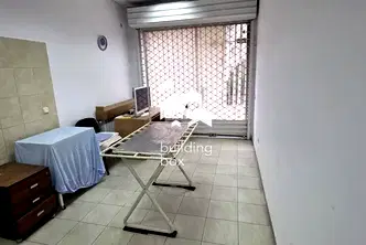 Магазин в София, Център