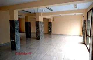 Магазин в Русе, Център