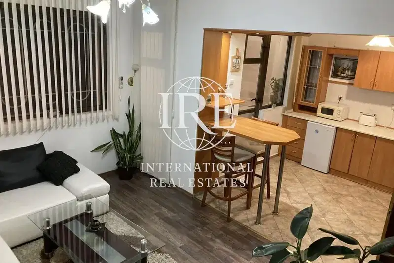 5-bedroom apartment in Varna, Troshevo