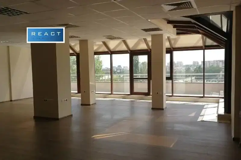 Офис в Студентски