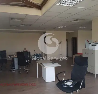 Photo 4 — Office in Студентски