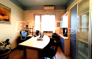 Офис в София, Център