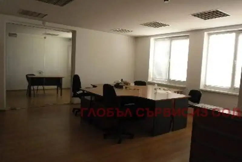 Office in Sofia, Centyr