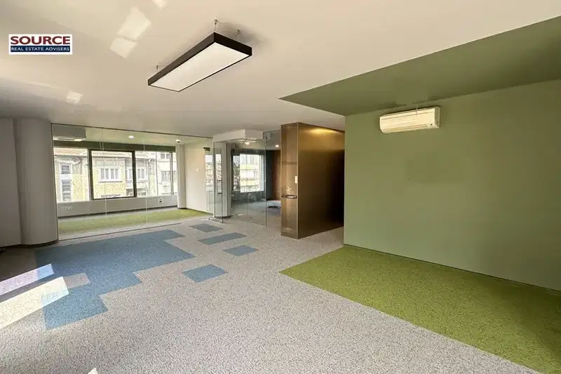Office in Sofiya, Centyr