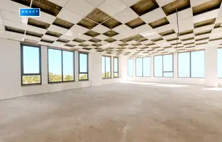 Офис в София, Център