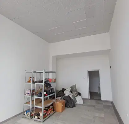 Photo 2 — Office in Ruse, Centyr