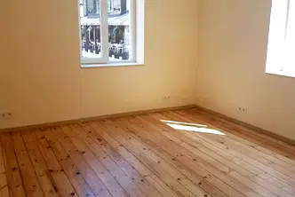 Офис в София, Център