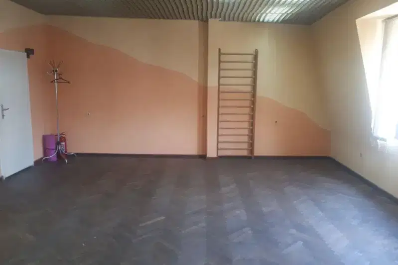 Офис в Ловеч, Център
