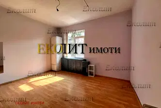 Офис в София, Център