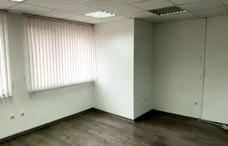 Офис в Перник, Център