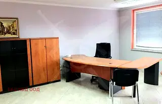 Офис в Пловдив, Център