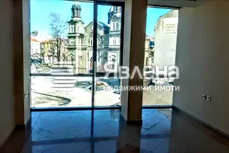 Офис в Бургас, Център