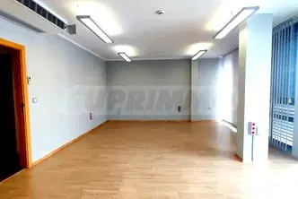 Офис в Пловдив, Център