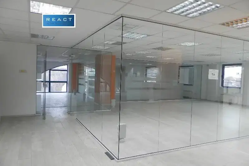 Office in Sofiya, Centyr