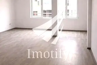 Офис в София, Гео Милев