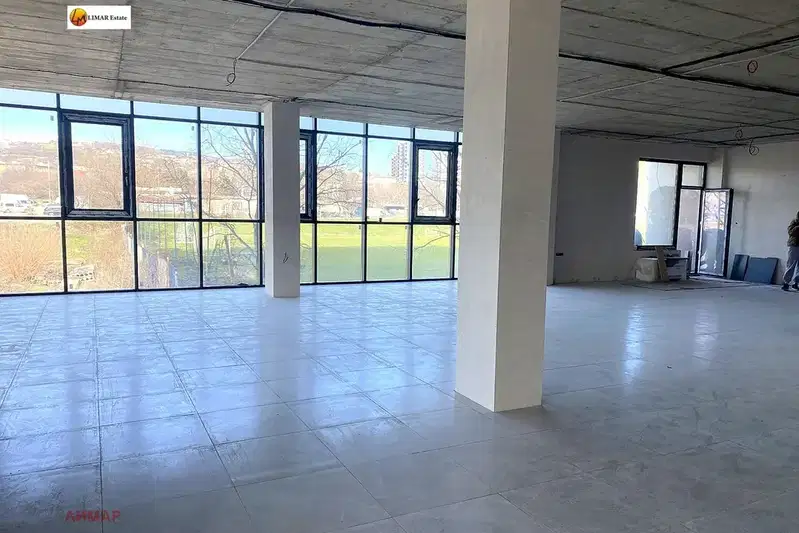 Офис във Варна, Гранд Мол