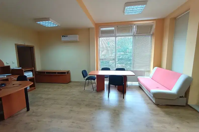 Офис във Велико Търново, Картала