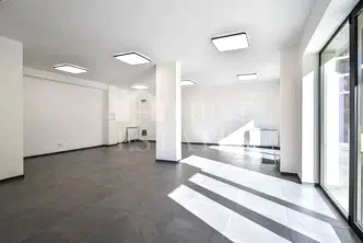 Офис в София, Красно село