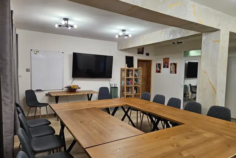 Office in Plovdiv, Kyuchuk Parij