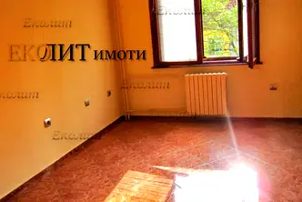 Офис в София, Оборище
