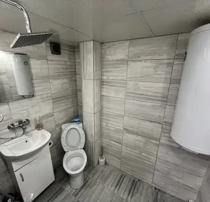 Photo 2 — Office in Pleven, Idealen Centyr