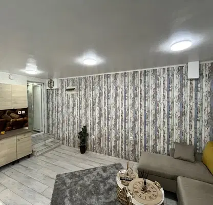 Photo 3 — Office in Pleven, Idealen Centyr