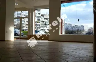 Офис във Варна, Владислав Варненчик 1