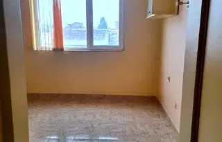 Офис във Враца, Мездра