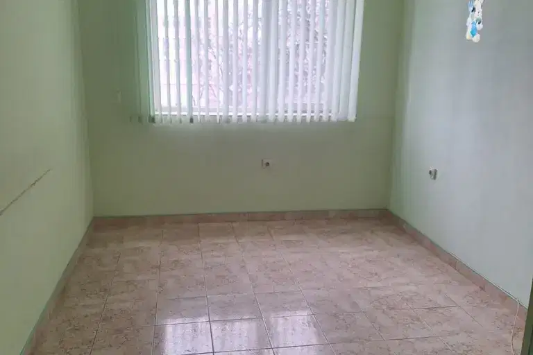 Office in Oblast Vraca, Mezdra