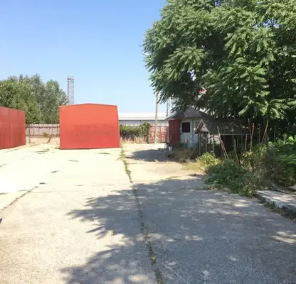 Снимка 5 — Парцел в Русе, Промишлена зона - Изток