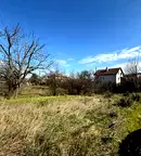 Парцел в София, Враждебна